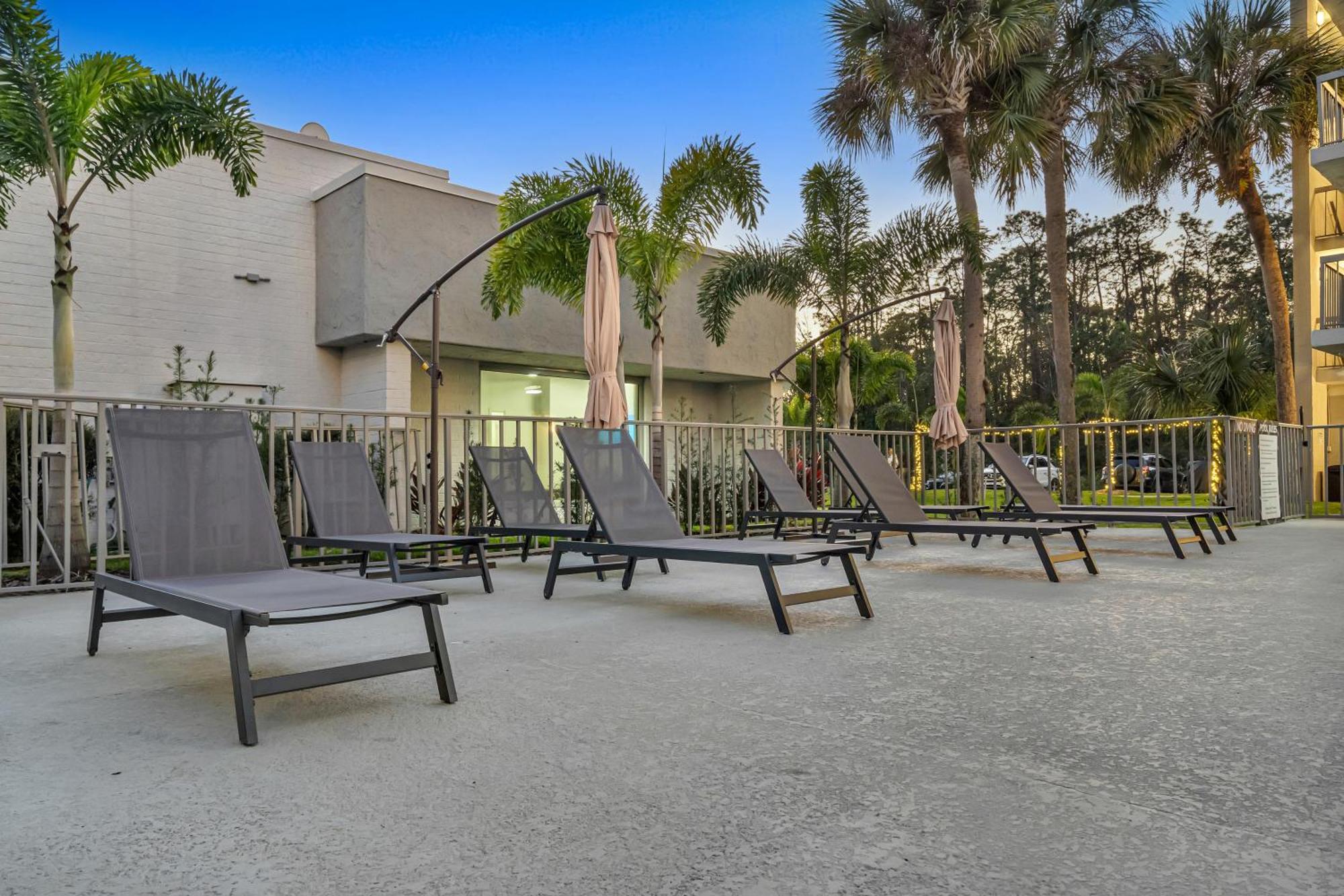 The Irlo Hotel Kissimmee Buitenkant foto